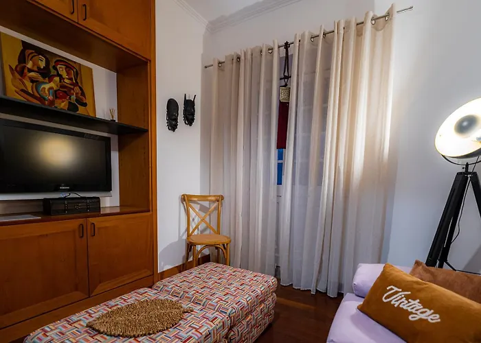 Casa Dos Celeiros Charming * Angra do Heroísmo