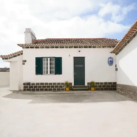 Casa Dos Celeiros Charming Angra do Heroísmo