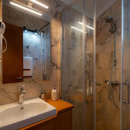 Lägenhet Casa Dos Celeiros Charming Angra do Heroísmo